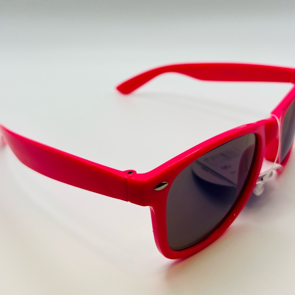Vibrant Pink Sunglasses